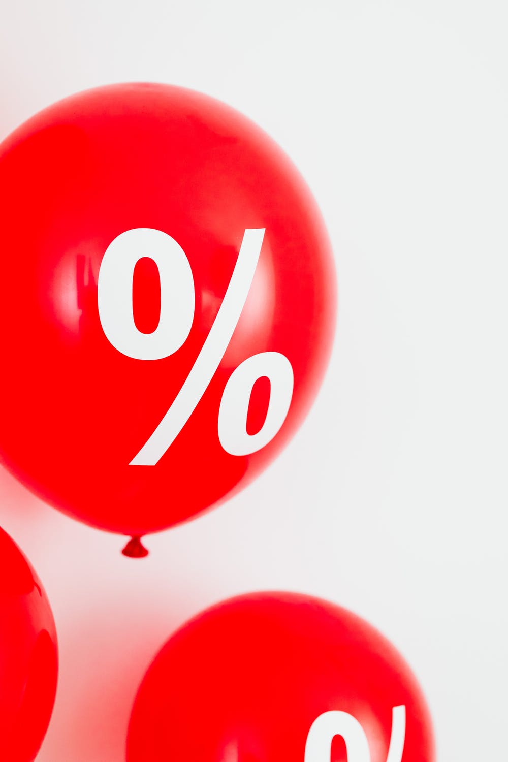 Habits to stop to save money – Paying interest on debt